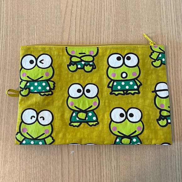 BAGGU Handbags - Baggu x Sanrio Keroppi Pouch BNWOT